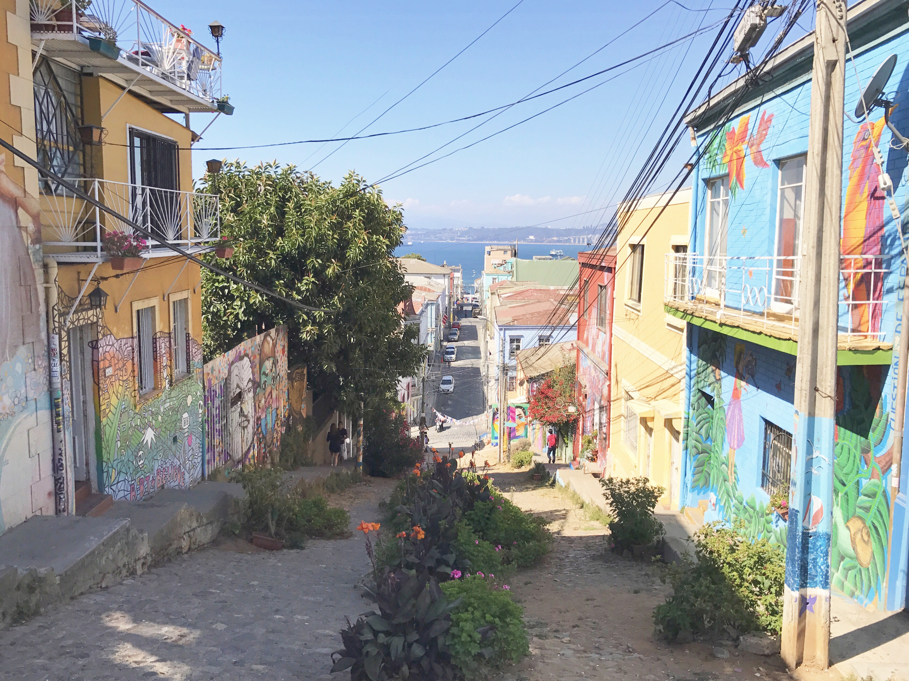 Valparaíso, Chile (Photo: southamerrygoround.wordpress.com)